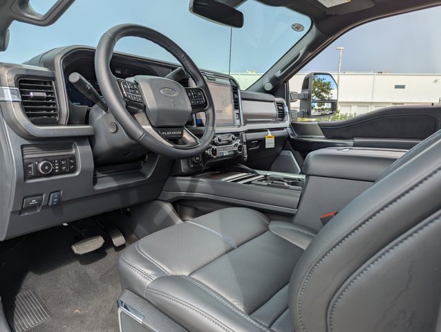 2026 Ford F-250 Platinum photo 3