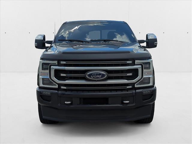 2022 Ford F-350 Platinum photo 2
