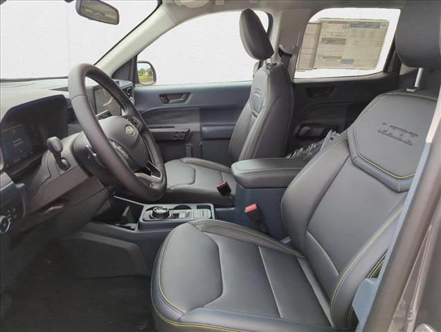 2025 Ford Maverick photo 4