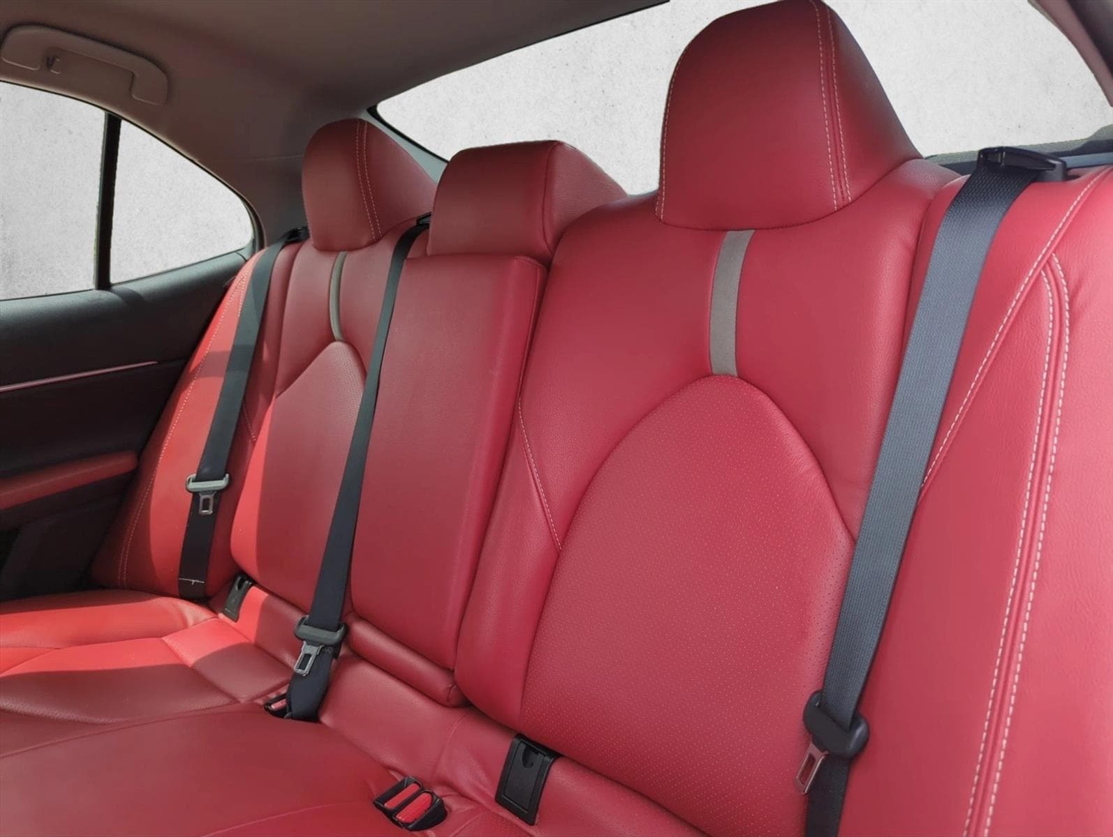 2019 Toyota Camry 18