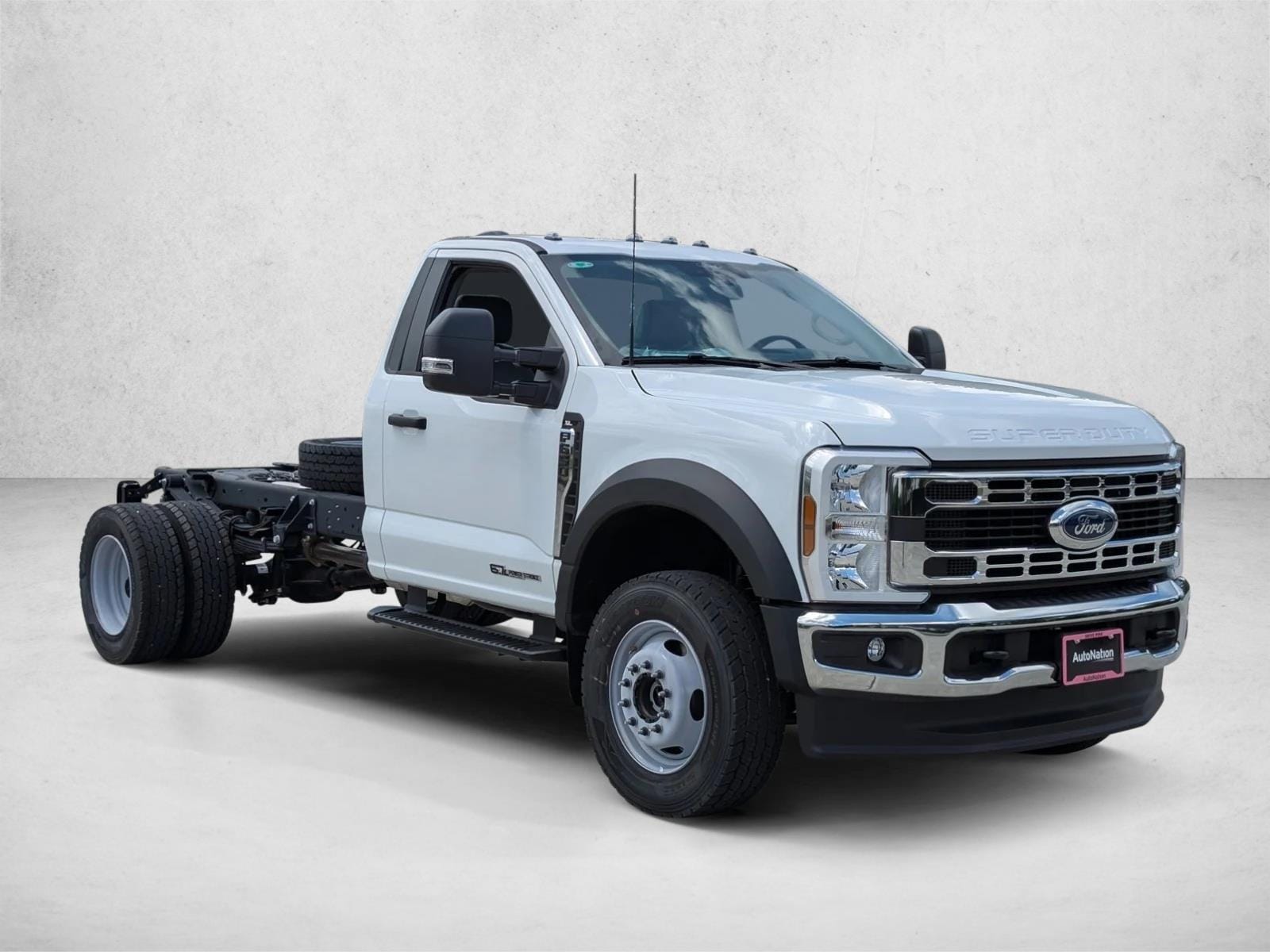 2025 Ford F-600 Super Duty Chassis Cab XL - Photo 7