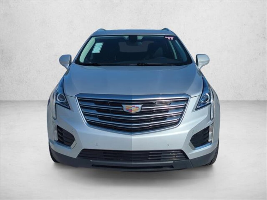 Used 2017 CADILLAC XT5 Luxury FWD SUV