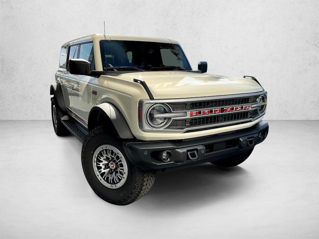 New 2026 Ford Bronco Outer Banks SUV
