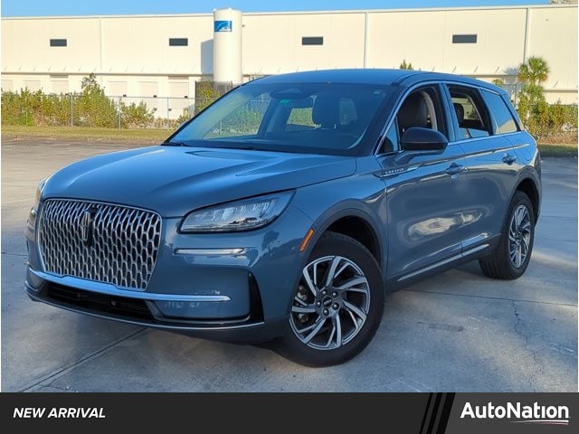 2023 Lincoln Corsair Base's photo