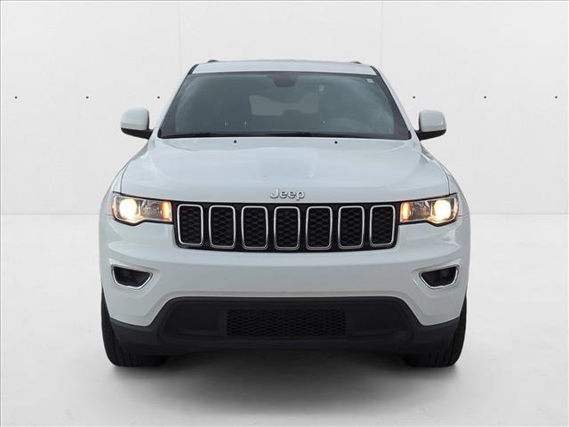 2019 Jeep Grand Cherokee Laredo photo 2