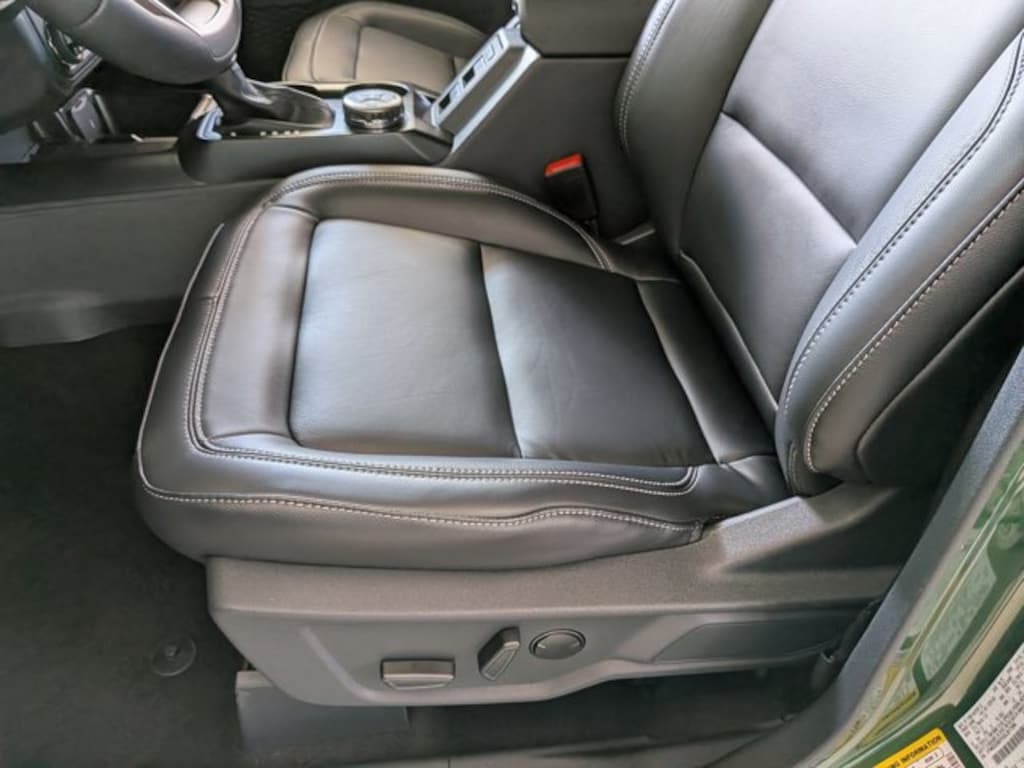 New 2025 Ford Bronco Outer Banks SUV