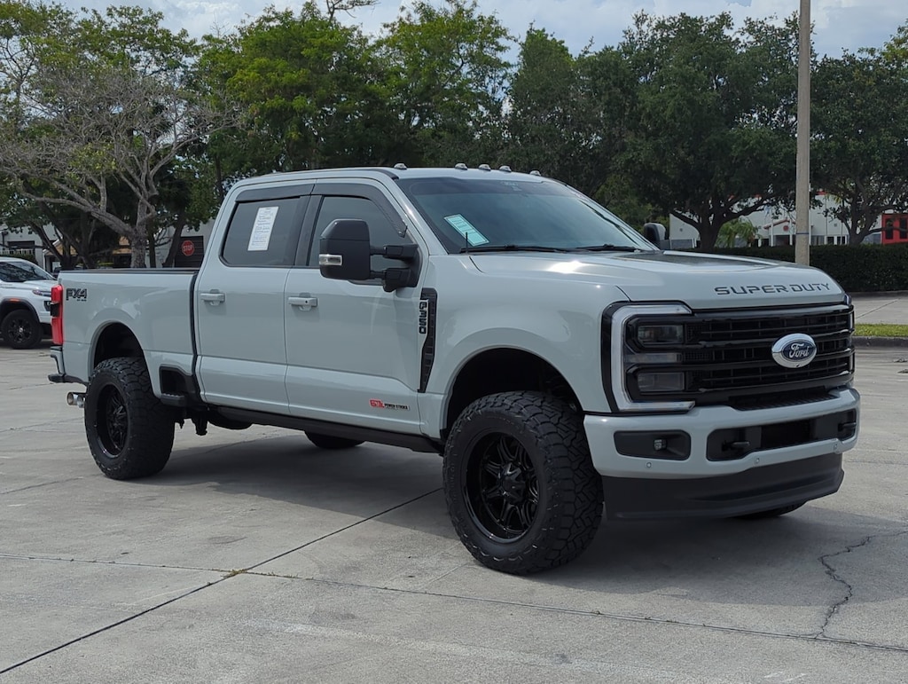 Certified 2025 Ford F-350 Platinum Truck Crew Cab