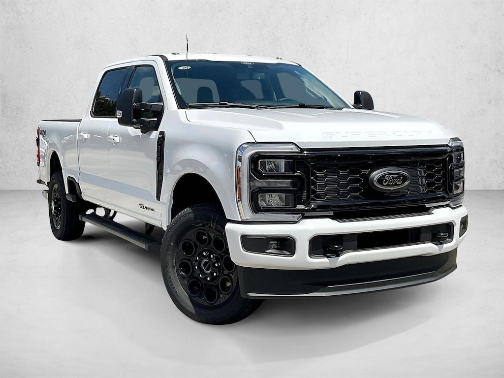 New 2026 Ford F-350 XLT Truck Crew Cab