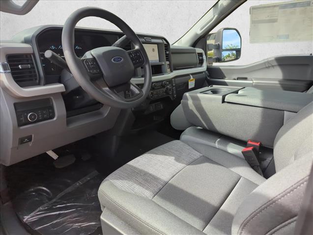 2026 Ford F-350 XLT photo 2