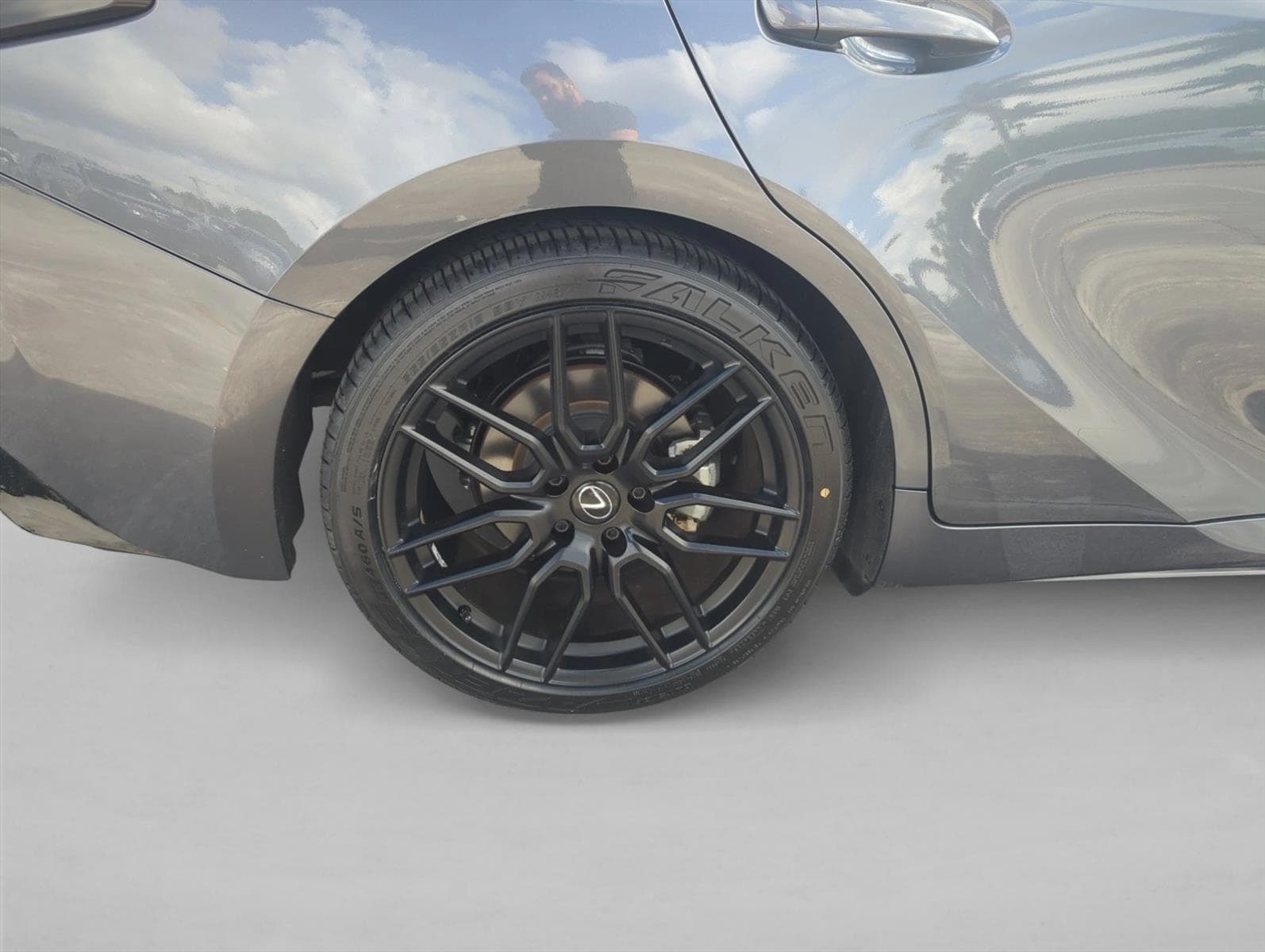 2023 Lexus IS 28