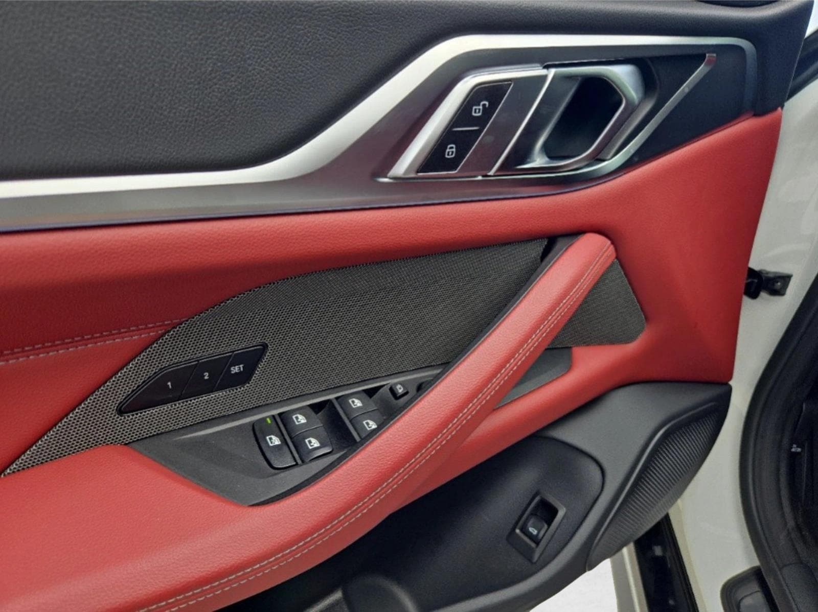 2025 BMW i4 29
