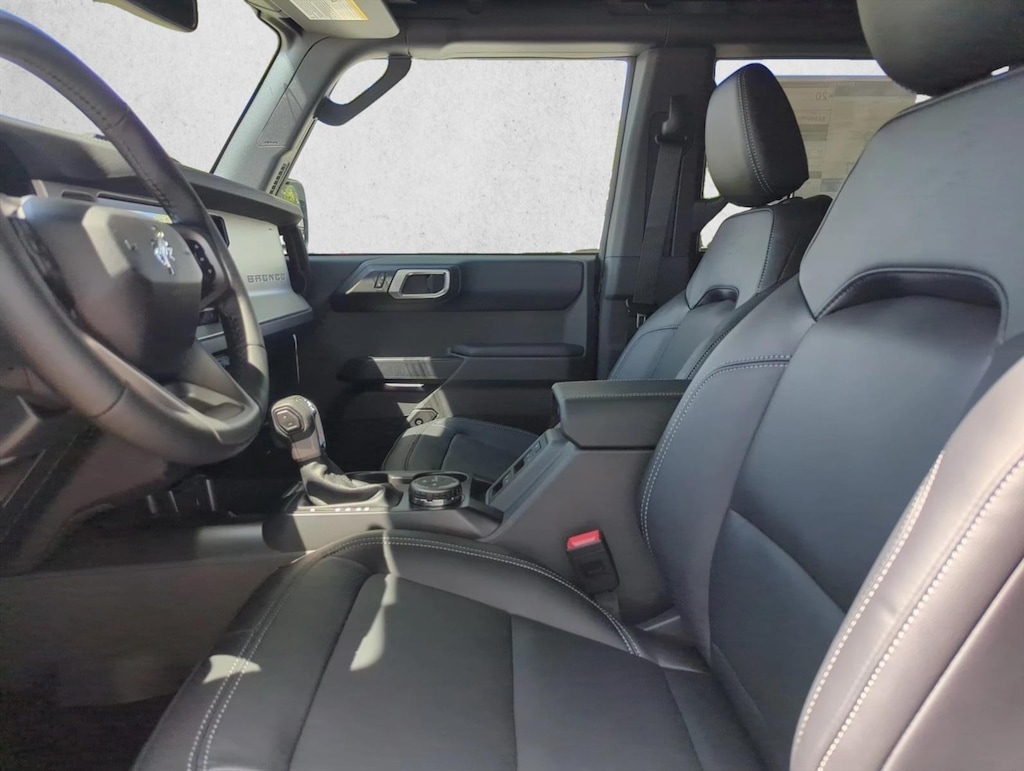 New 2026 Ford Bronco Outer Banks SUV