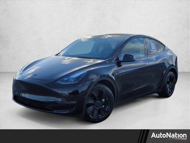2024 Tesla Model Y Long Range's photo