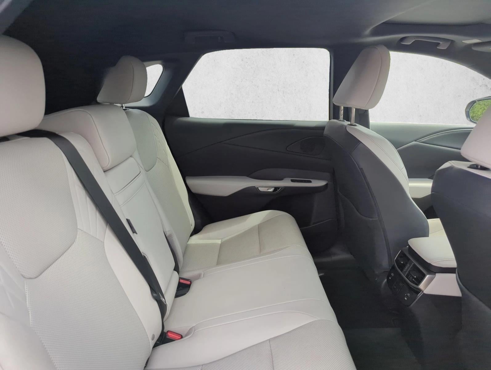 2025 Lexus RX 21