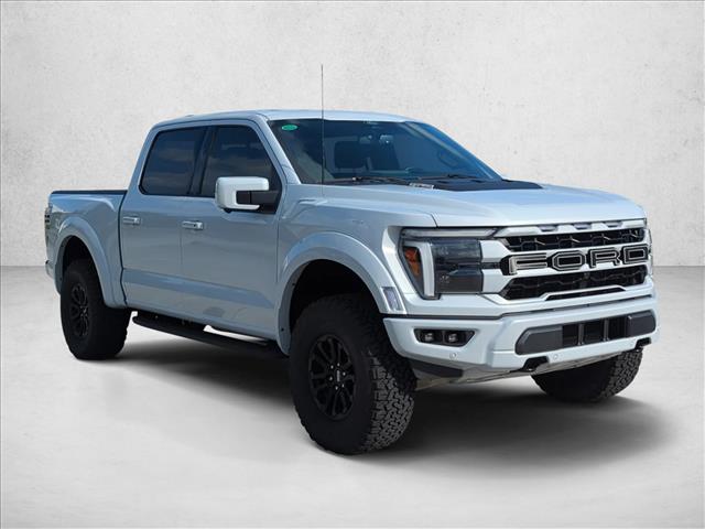 2025 Ford F-150 Raptor photo 3