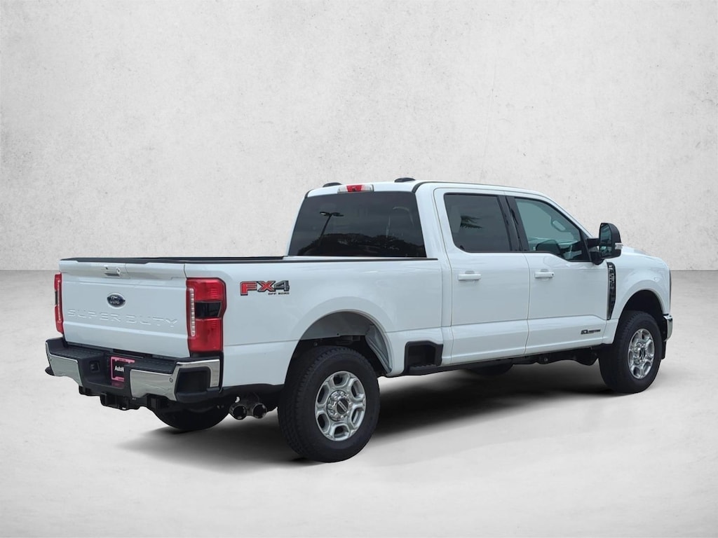 New 2026 Ford F-250 XLT Truck Crew Cab