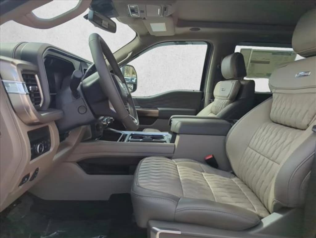 New 2026 Ford F-450 Platinum Truck Crew Cab