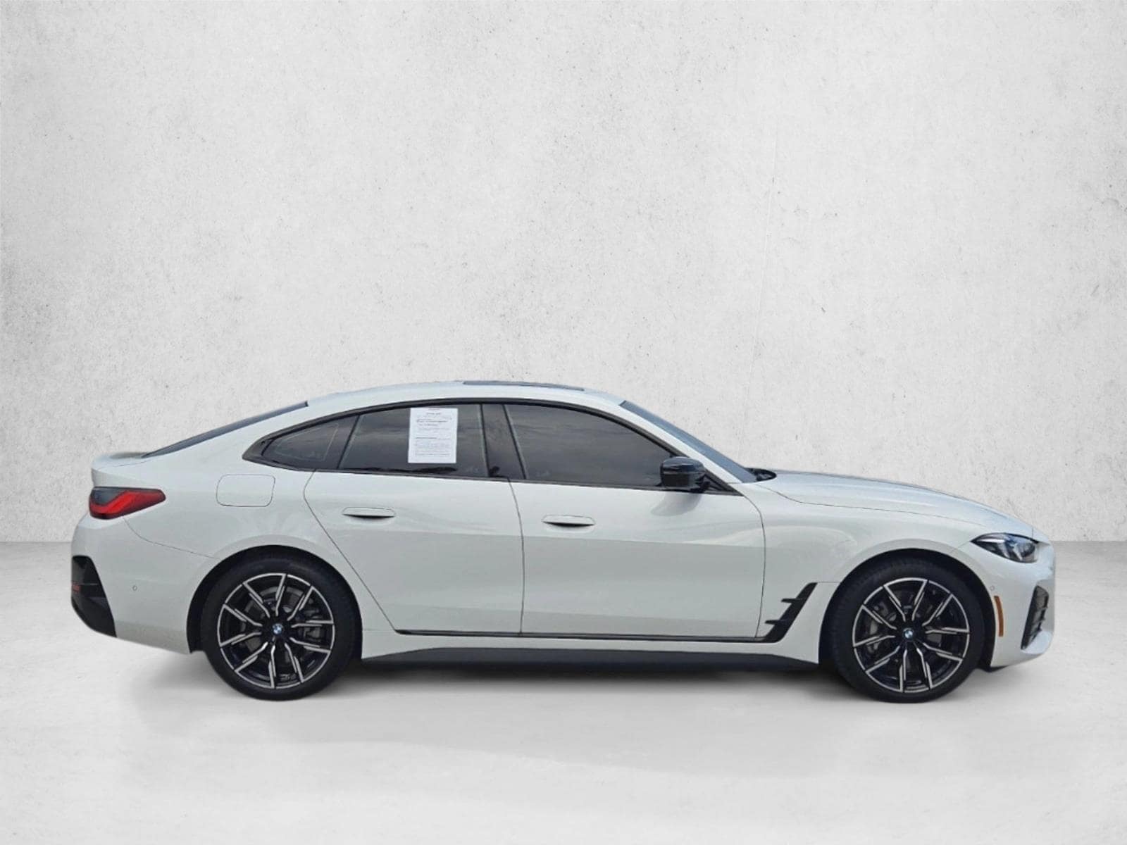 2025 BMW i4 4