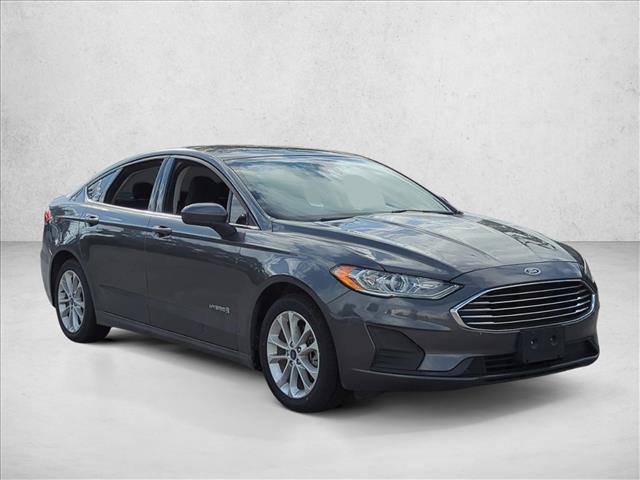 2019 Ford Fusion Hybrid SE photo 3
