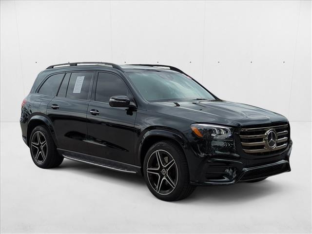 2024 Mercedes Benz GLS 450 photo 3