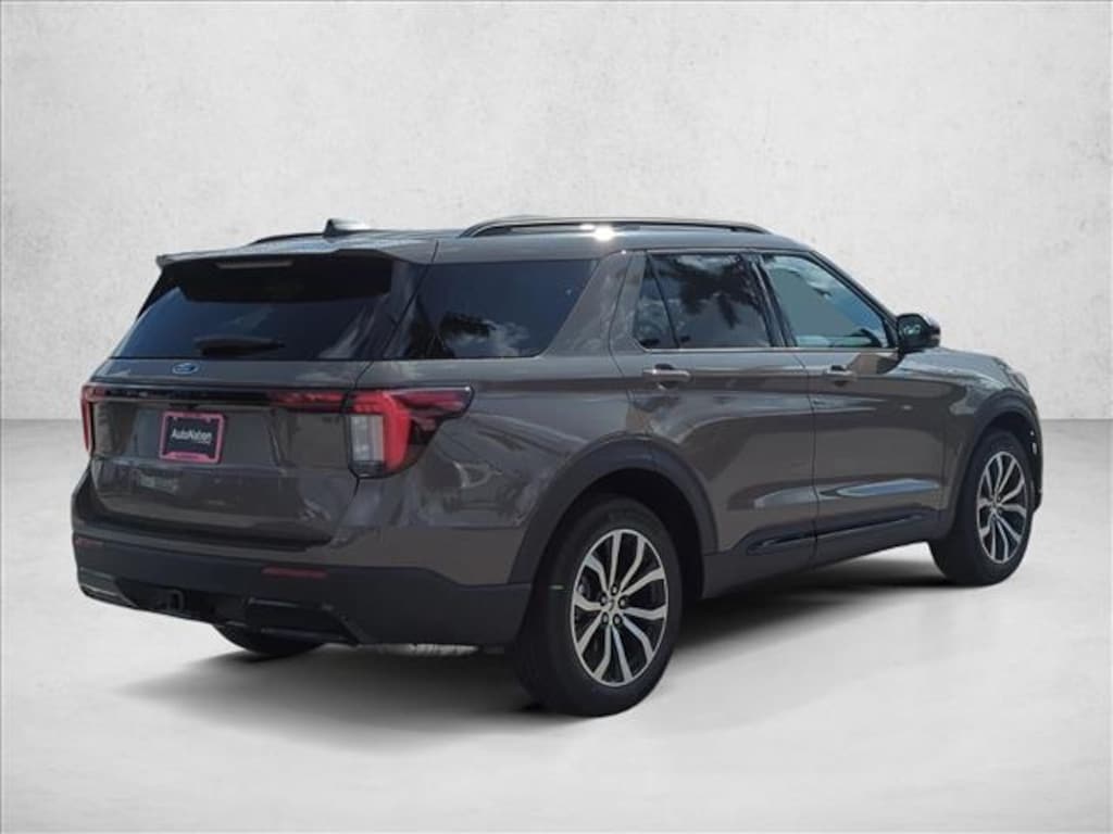 New 2026 Ford Explorer ST-Line SUV