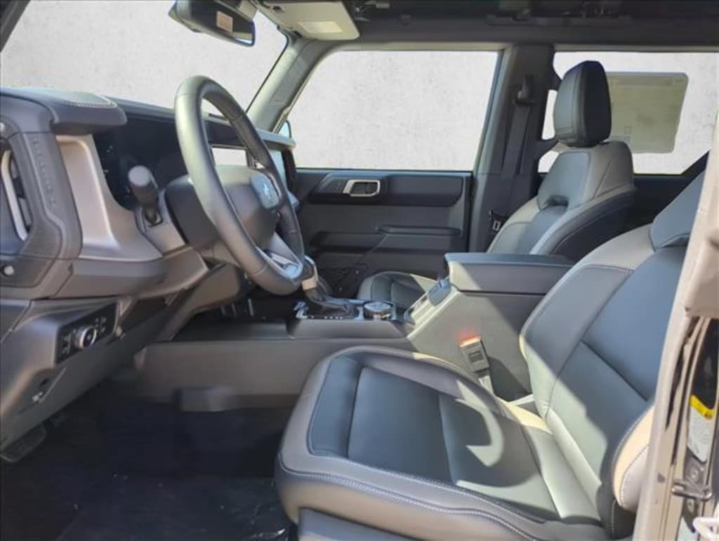 New 2025 Ford Bronco Outer Banks SUV