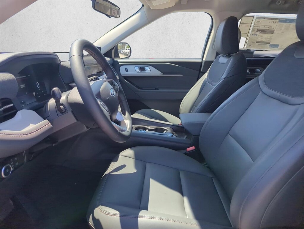 New 2026 Ford Explorer Active w/200A Pkg SUV