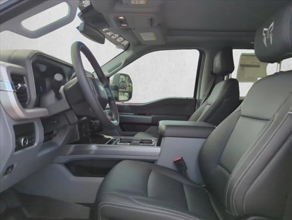 New 2026 Ford F-250 XLT Truck Crew Cab