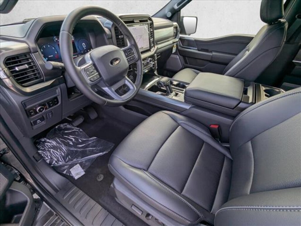 New 2025 Ford F-150 LARIAT Truck SuperCrew Cab