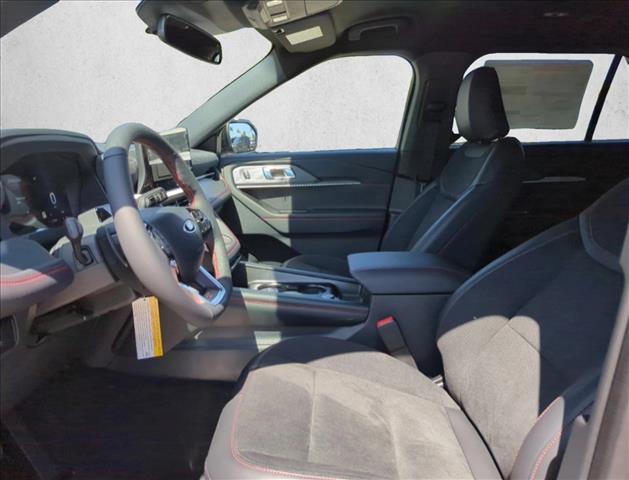 2026 Ford Explorer ST photo 4