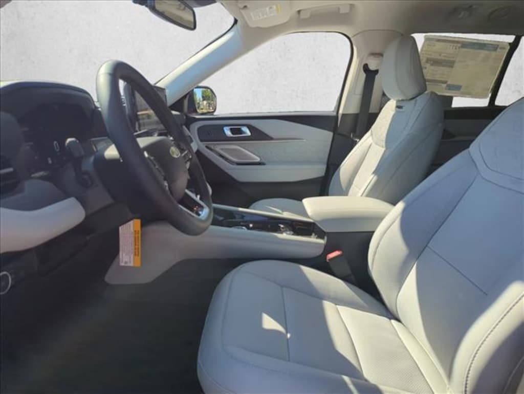 New 2025 Ford Explorer Platinum SUV