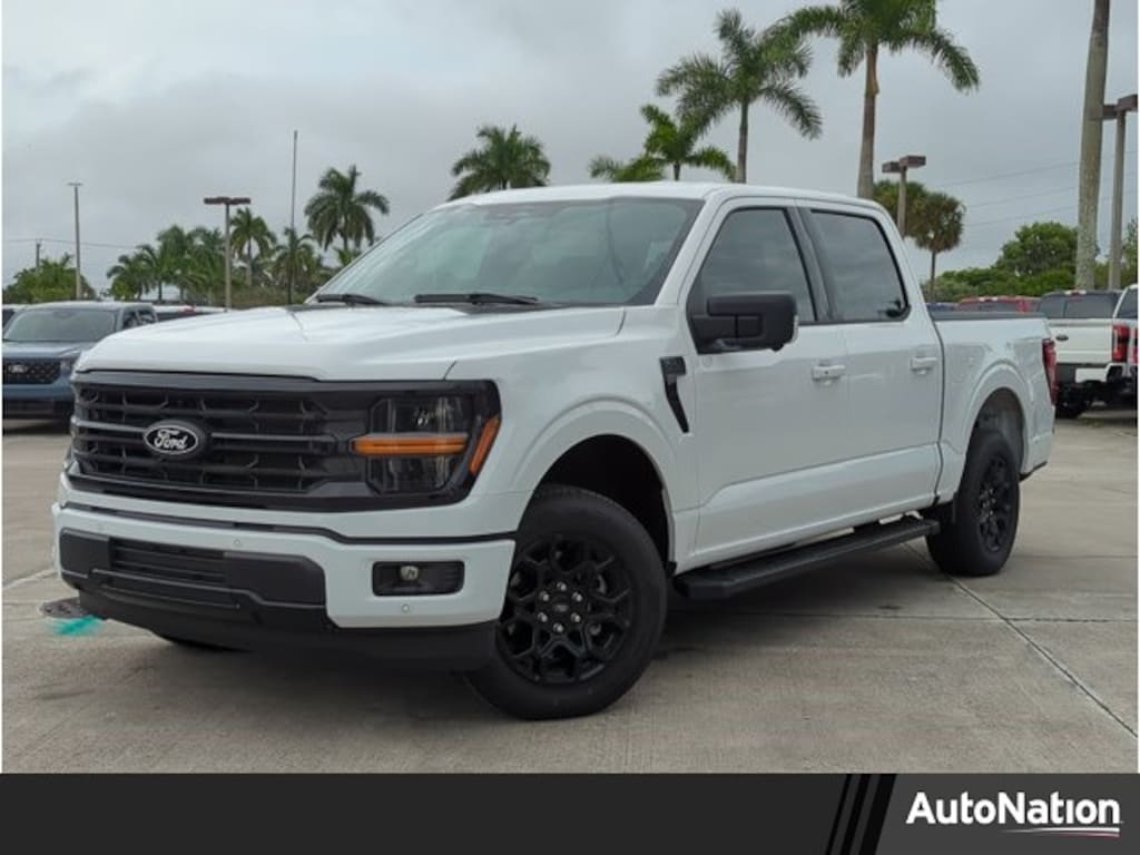 New 2025 Ford F-150 XLT Truck SuperCrew Cab