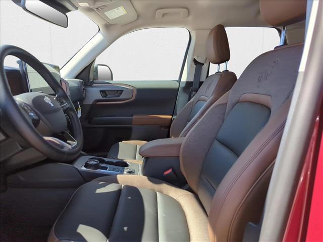 2025 Ford Bronco Sport Outer Banks photo 4