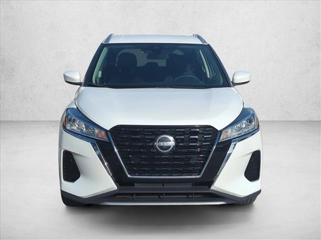 2023 Nissan Kicks SV photo 2