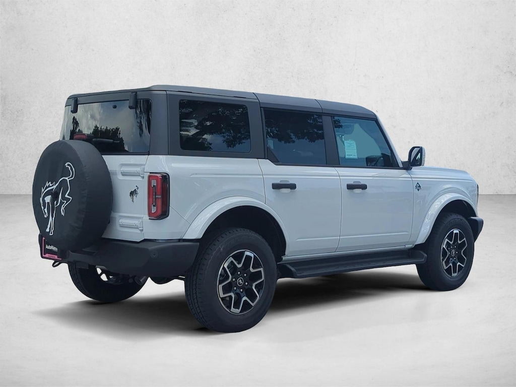 New 2026 Ford Bronco Outer Banks SUV