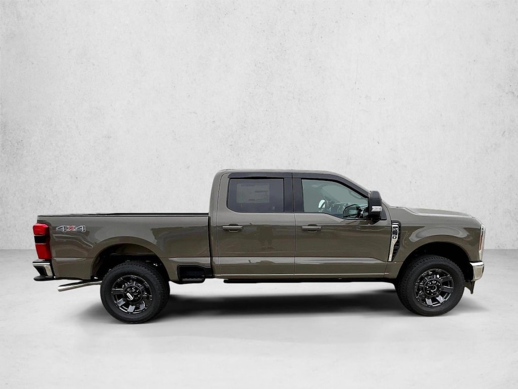 New 2027 Ford F-250 LARIAT Truck Crew Cab