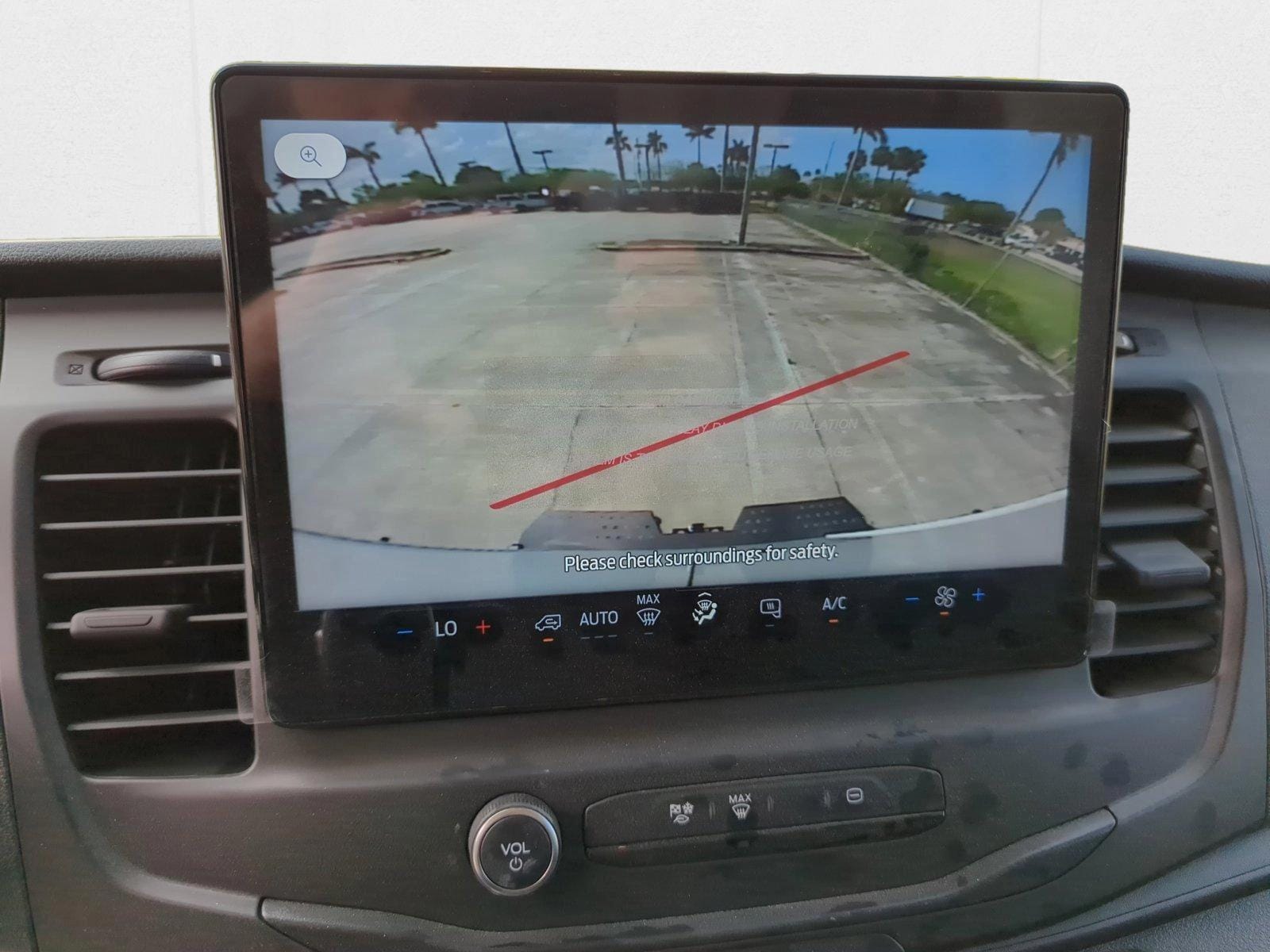 2024 Ford Transit Cutaway Base - Photo 13