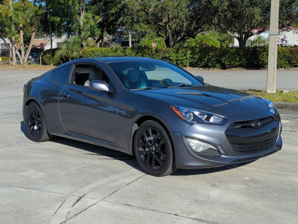 Used 2014 Hyundai Genesis Coupe 2.0T Premium Coupe