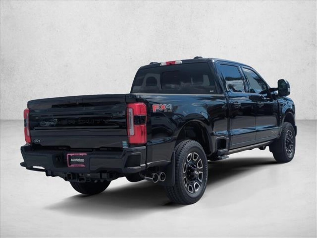 New 2026 Ford F-350 Platinum Truck Crew Cab