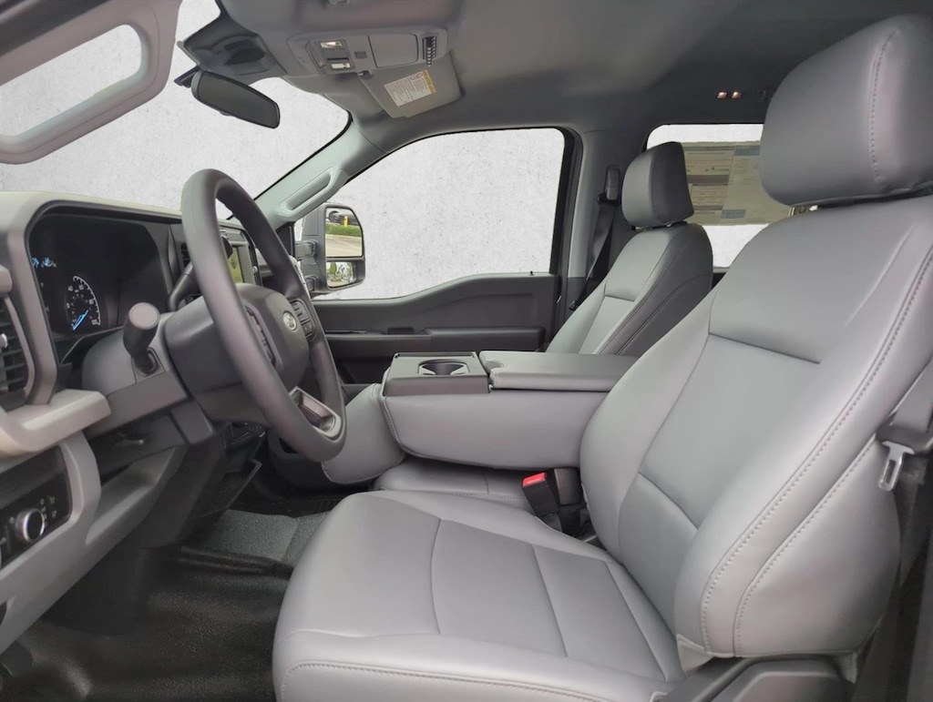 New 2026 Ford F-250 XL Truck Crew Cab