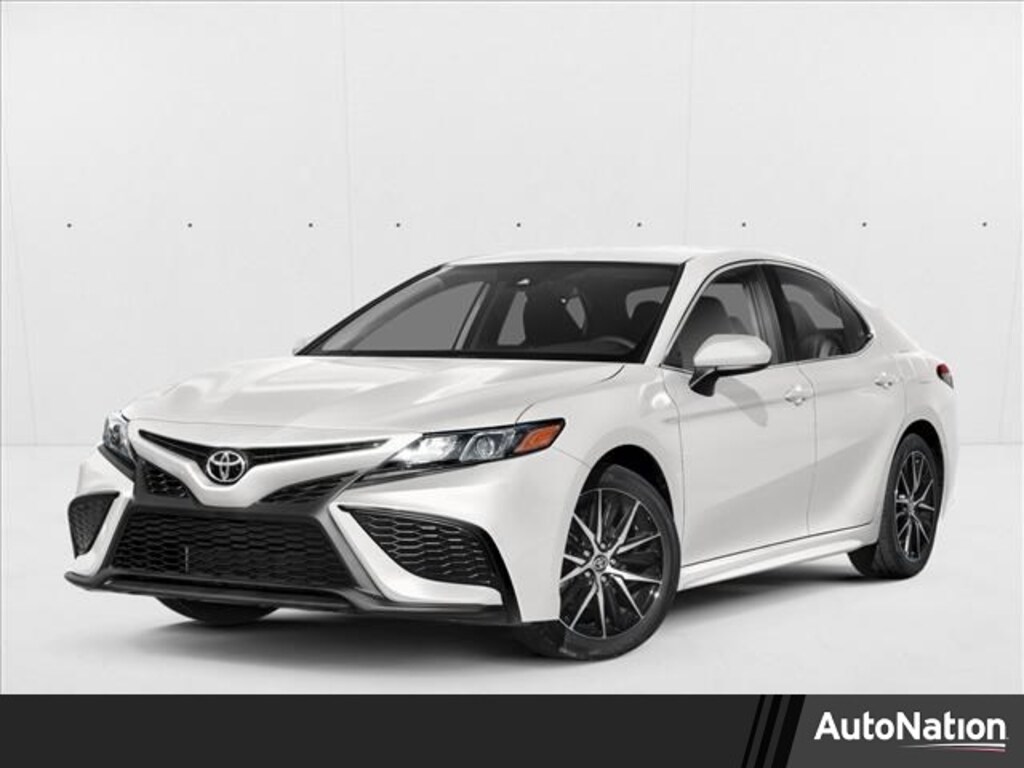 Used 2023 Toyota Camry SE Sedan