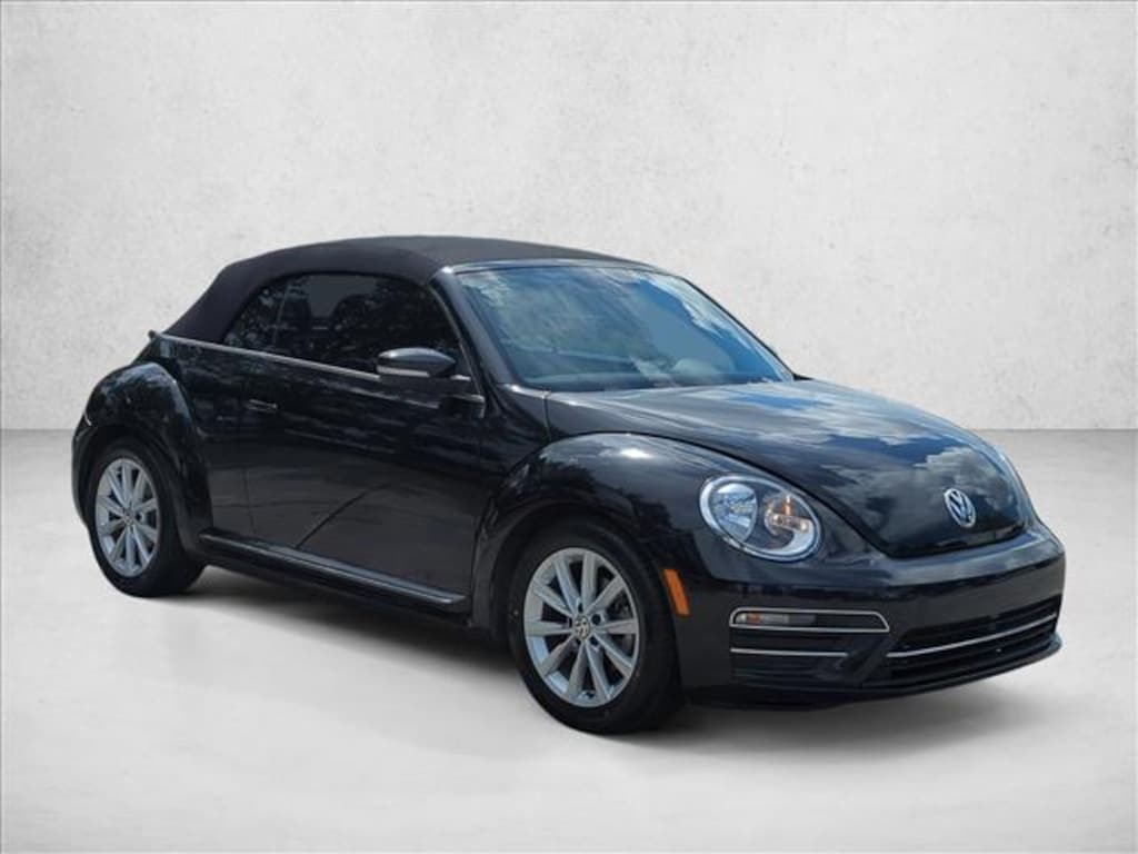 Used 2017 Volkswagen Beetle 1.8T SE Convertible