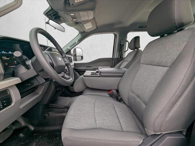 2026 Ford F-350 XL photo 4
