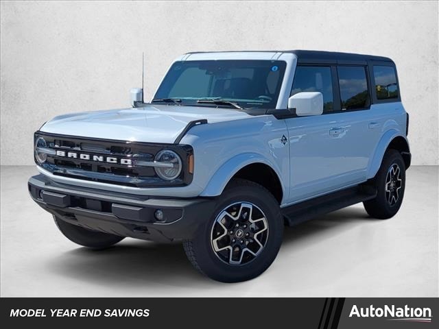 2025 Ford Bronco 4-Door Outer Banks's photo