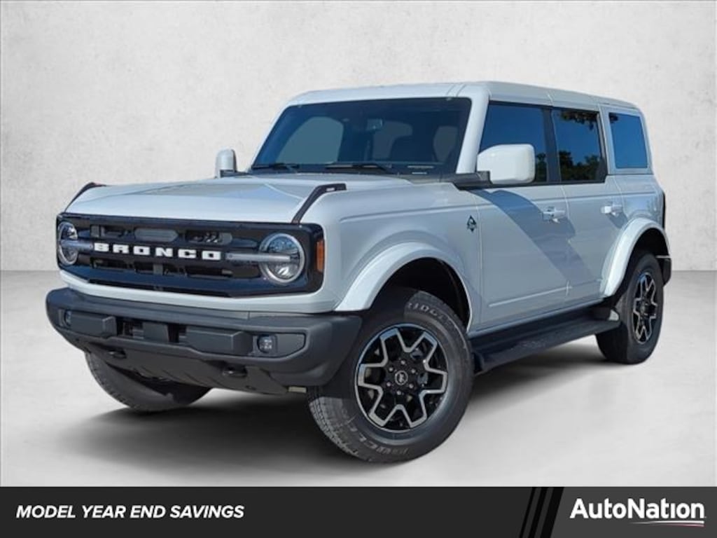 New 2025 Ford Bronco Outer Banks SUV