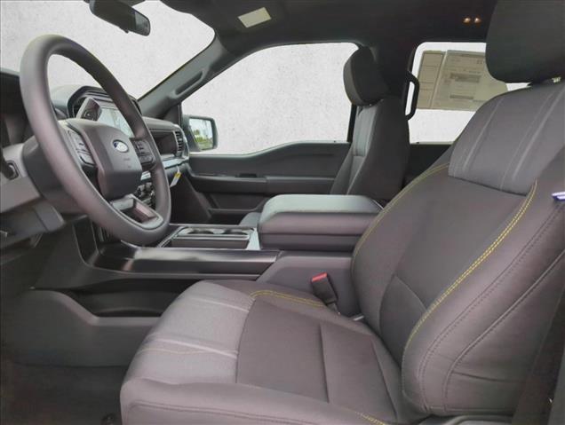 2025 Ford F-150 XLT photo 4