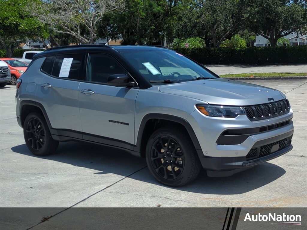 Used 2023 Jeep Compass Altitude SUV