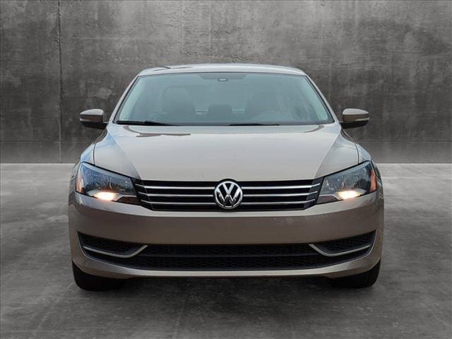 Used 2015 Volkswagen Passat SE with VIN 1VWBT7A30FC057868 for sale in Margate, FL