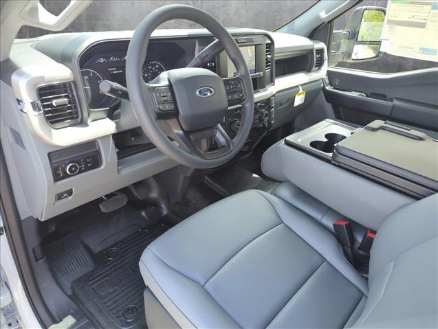 2025 Ford F-250 XL photo 3