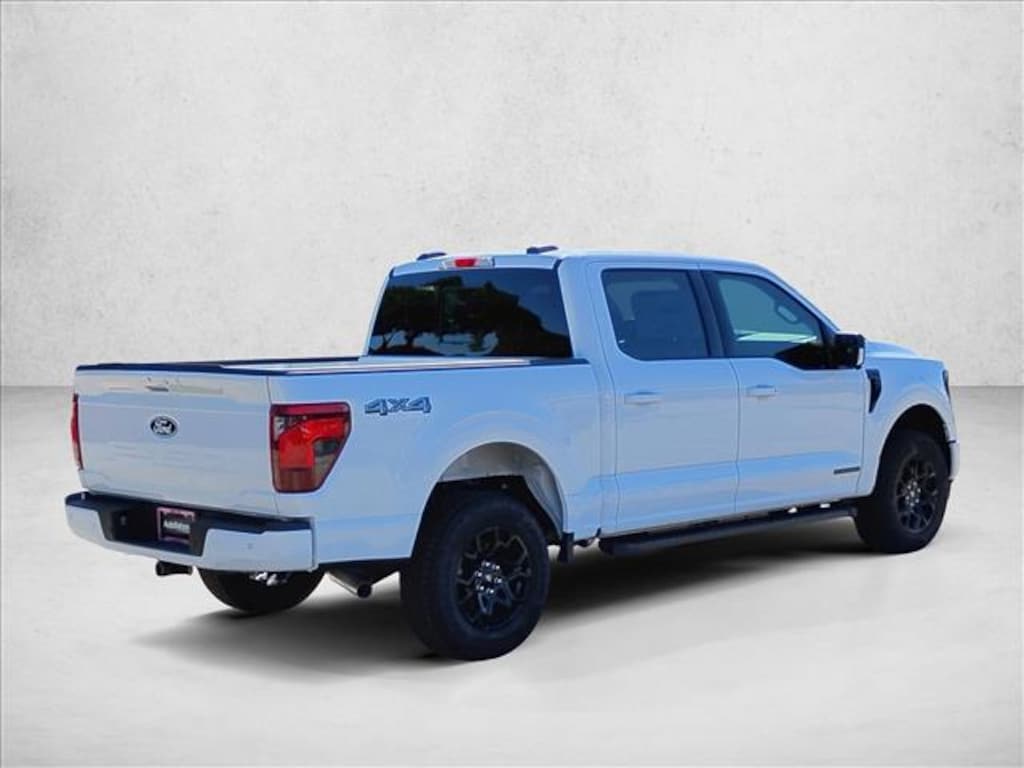 New 2026 Ford F-150 XLT Truck SuperCrew Cab